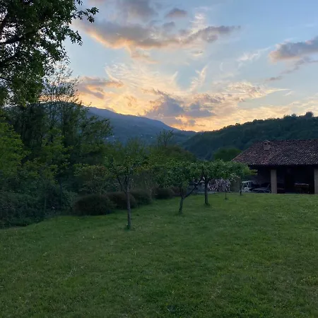 Comfortable House With Pool In Vakantiehuis Castelnuovo di Garfagnana